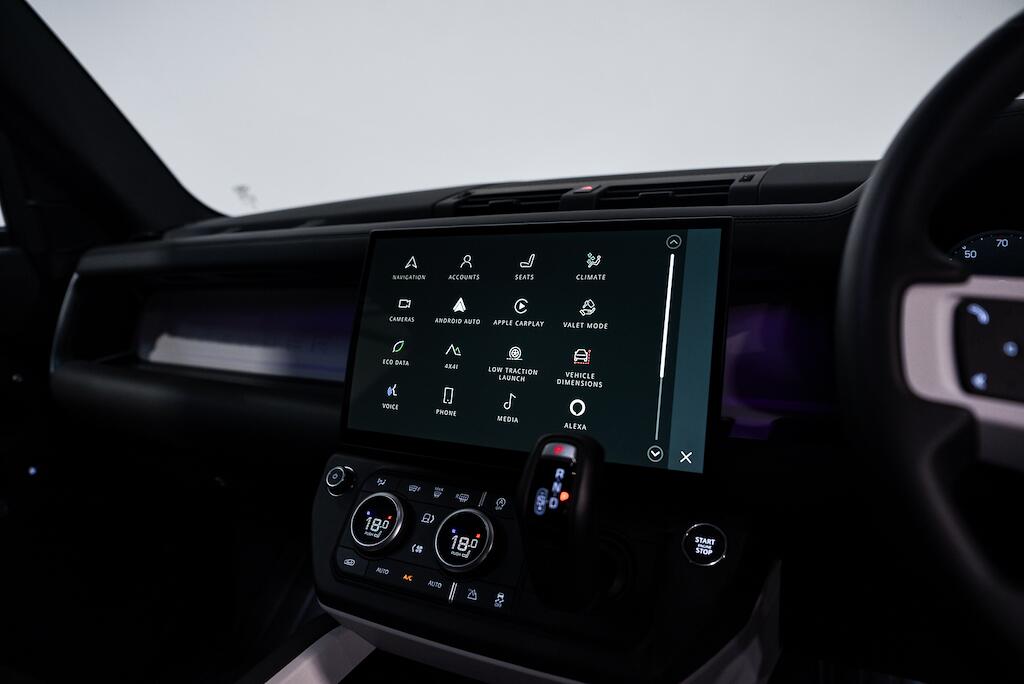 Land Rover Defender 90 - Image 16