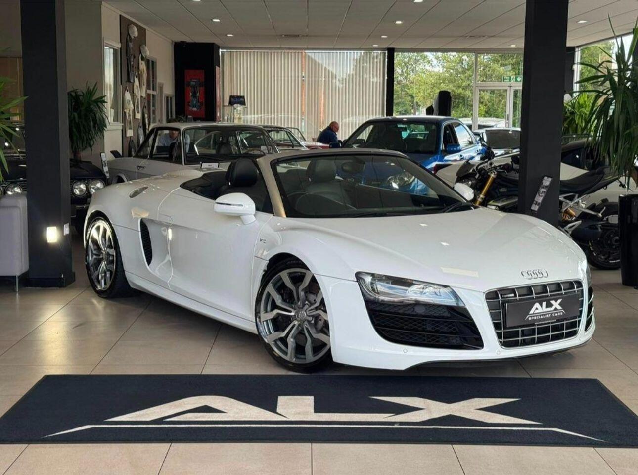 Audi R8