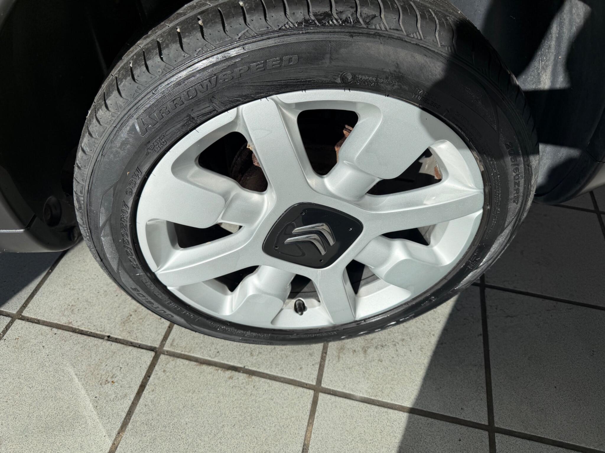 Citroen C4 Cactus - Image 12