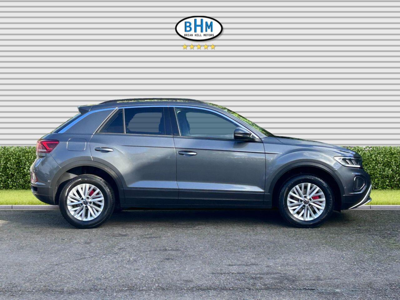 Volkswagen T-Roc - Image 2