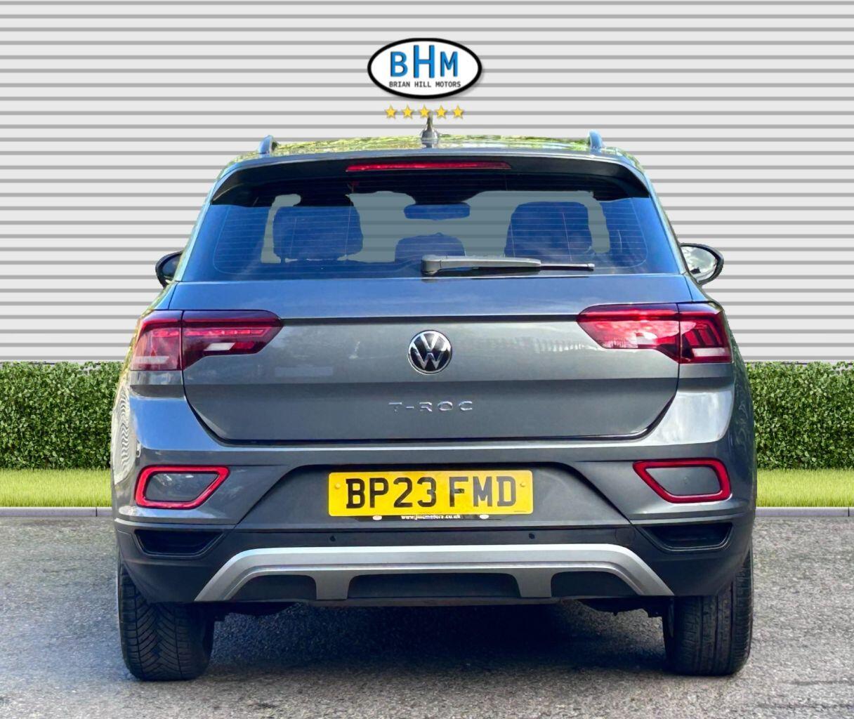 Volkswagen T-Roc - Image 11
