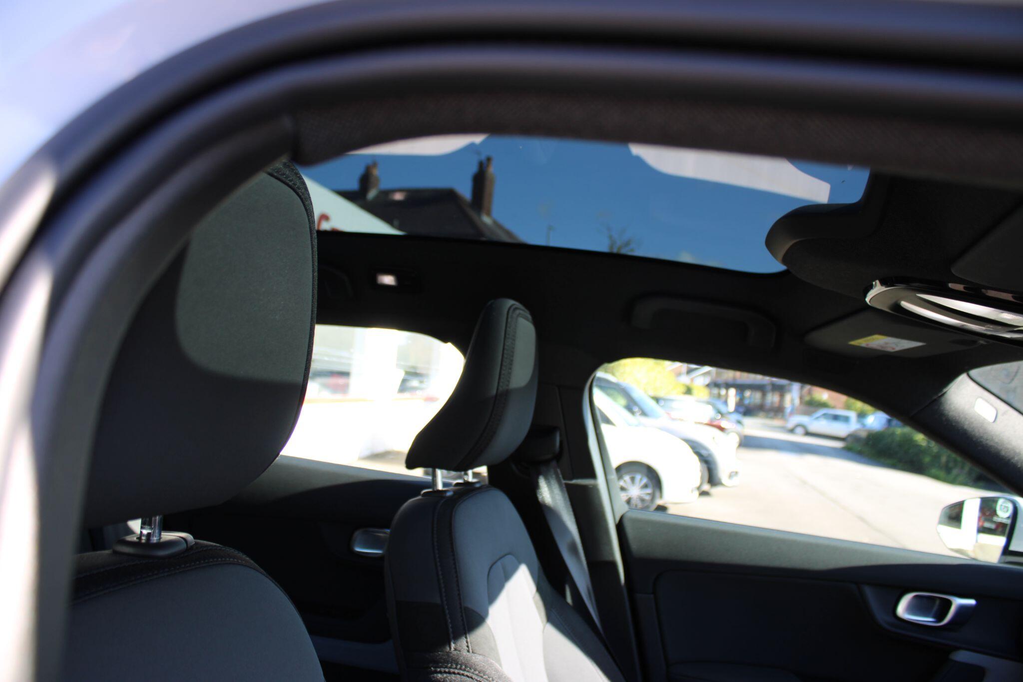 Polestar Polestar 2 - Image 18