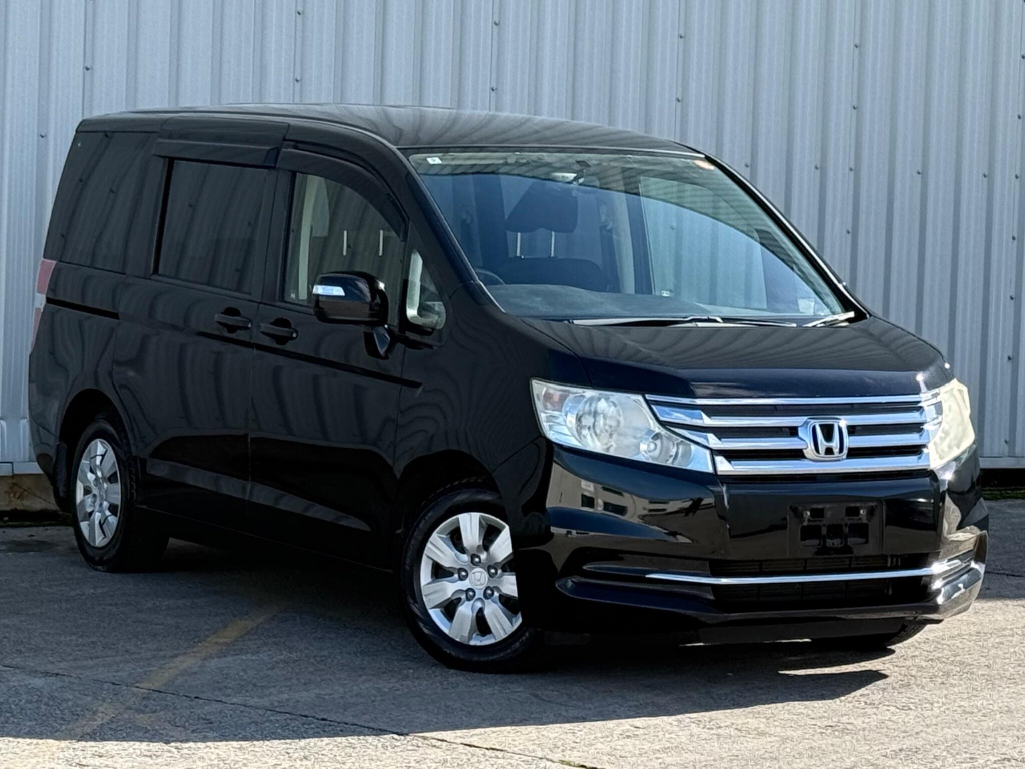 Honda Stepwagon - Image 3