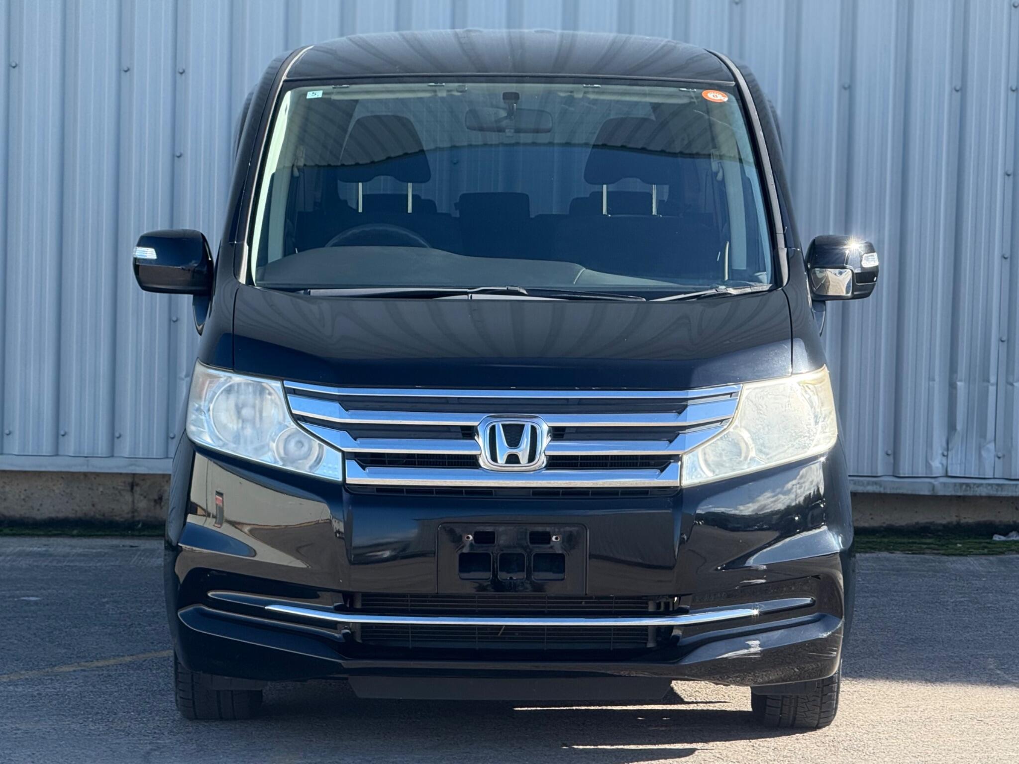 Honda Stepwagon - Image 5