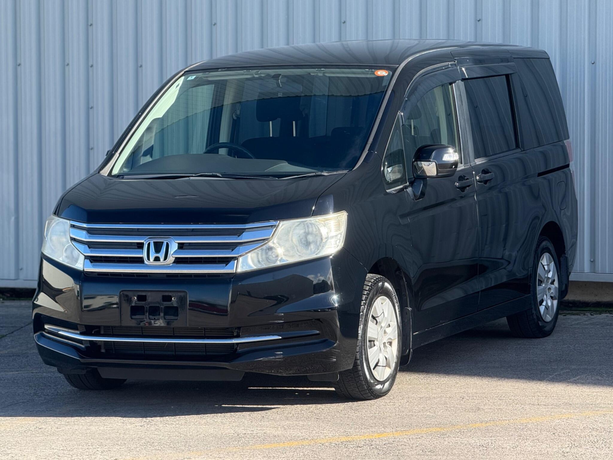 Honda Stepwagon - Image 8