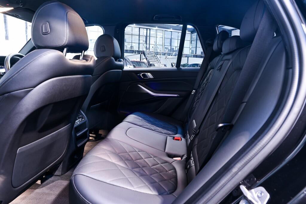 BMW X5 - Image 18