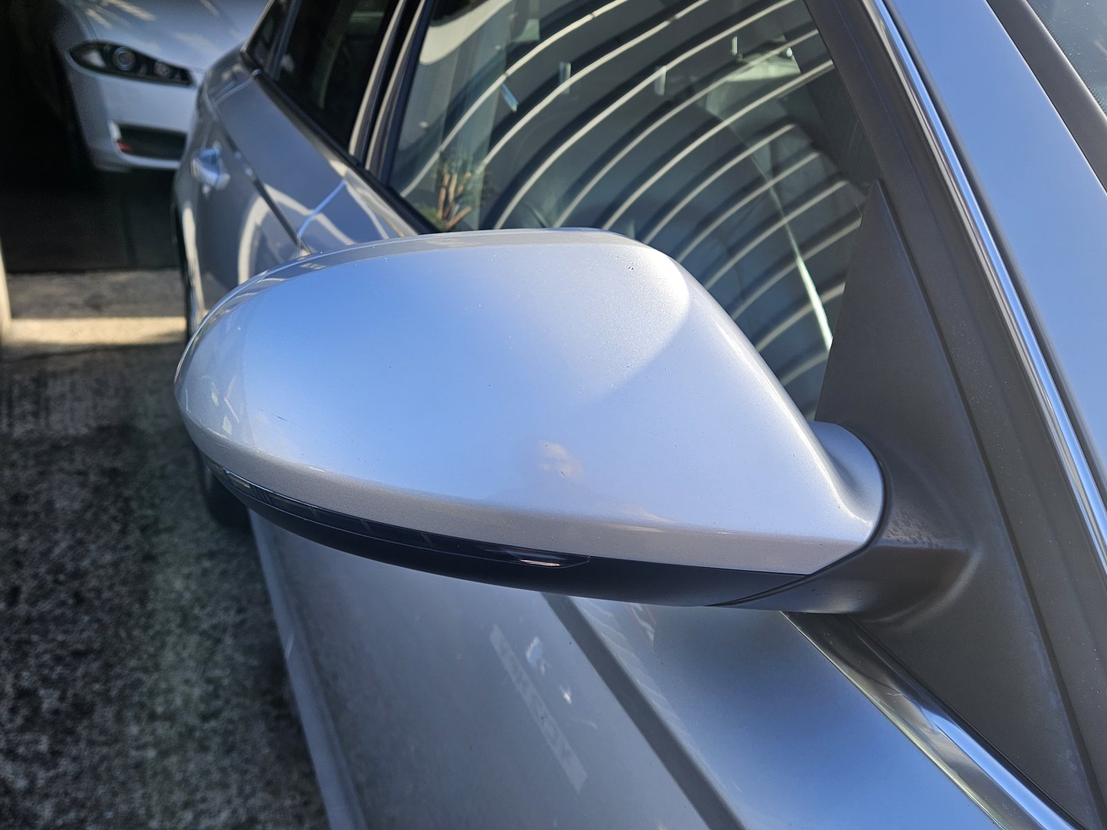 Audi A6 Saloon - Image 10