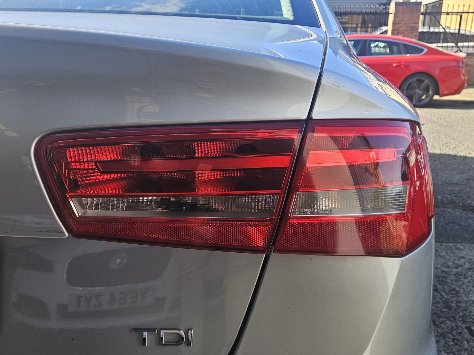 Audi A6 Saloon - Image 12