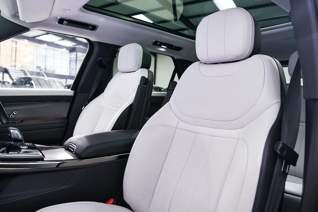 Land Rover RANGE ROVER SPORT - Image 11
