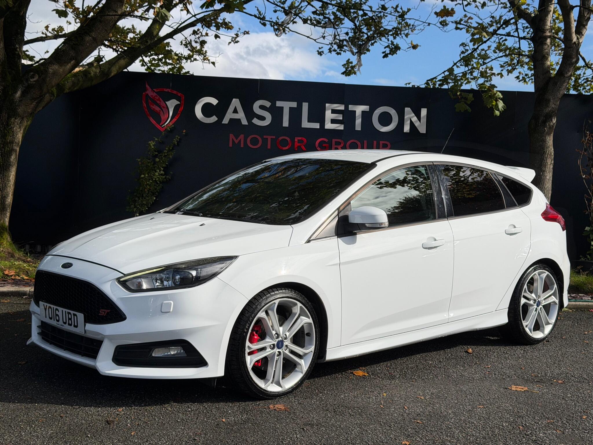 Ford Focus - Image 13
