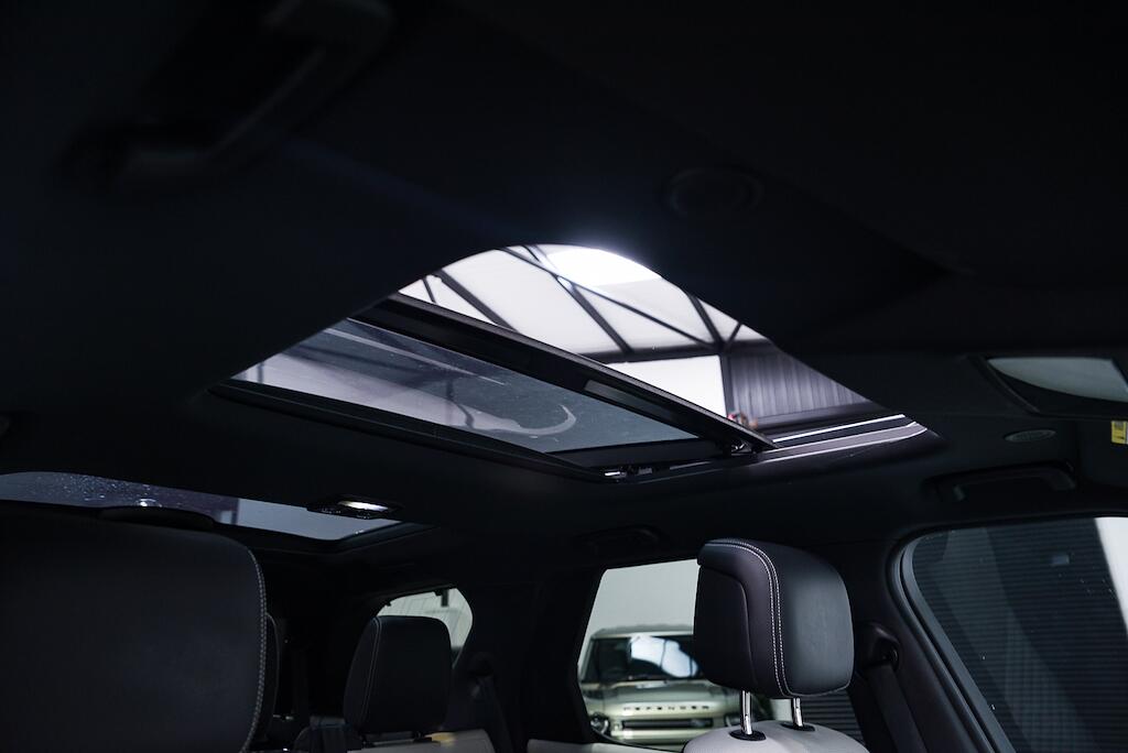 Land Rover Discovery - Image 5