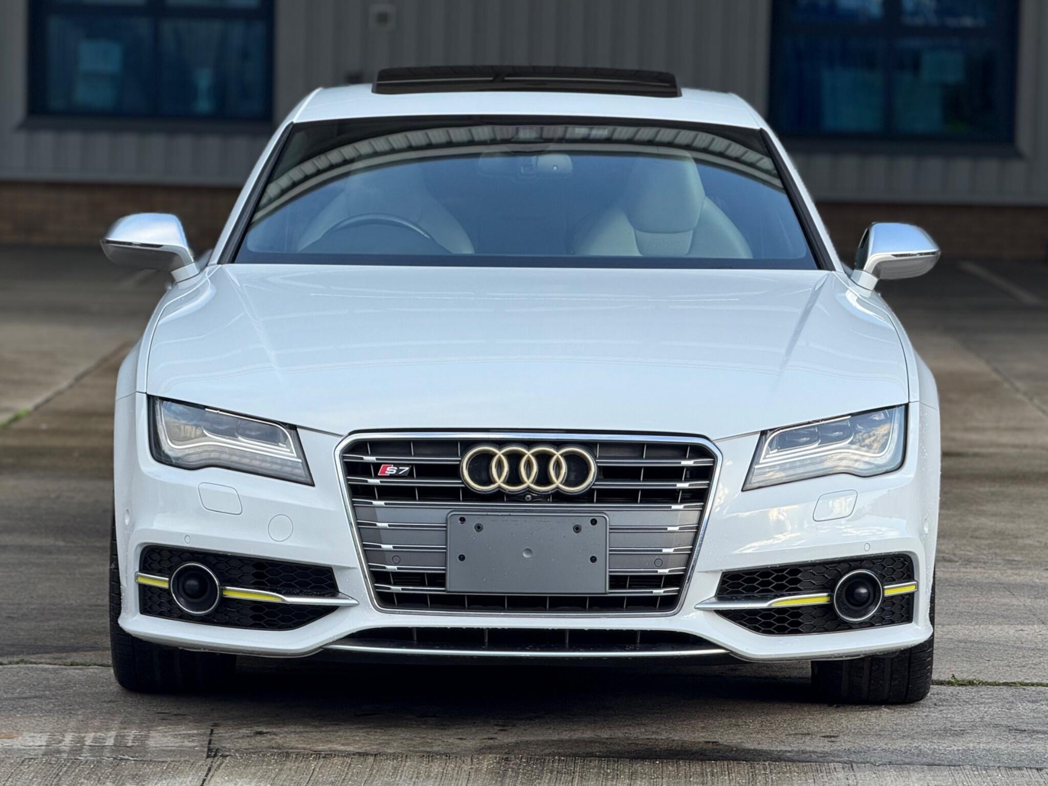 Audi S7 - Image 2