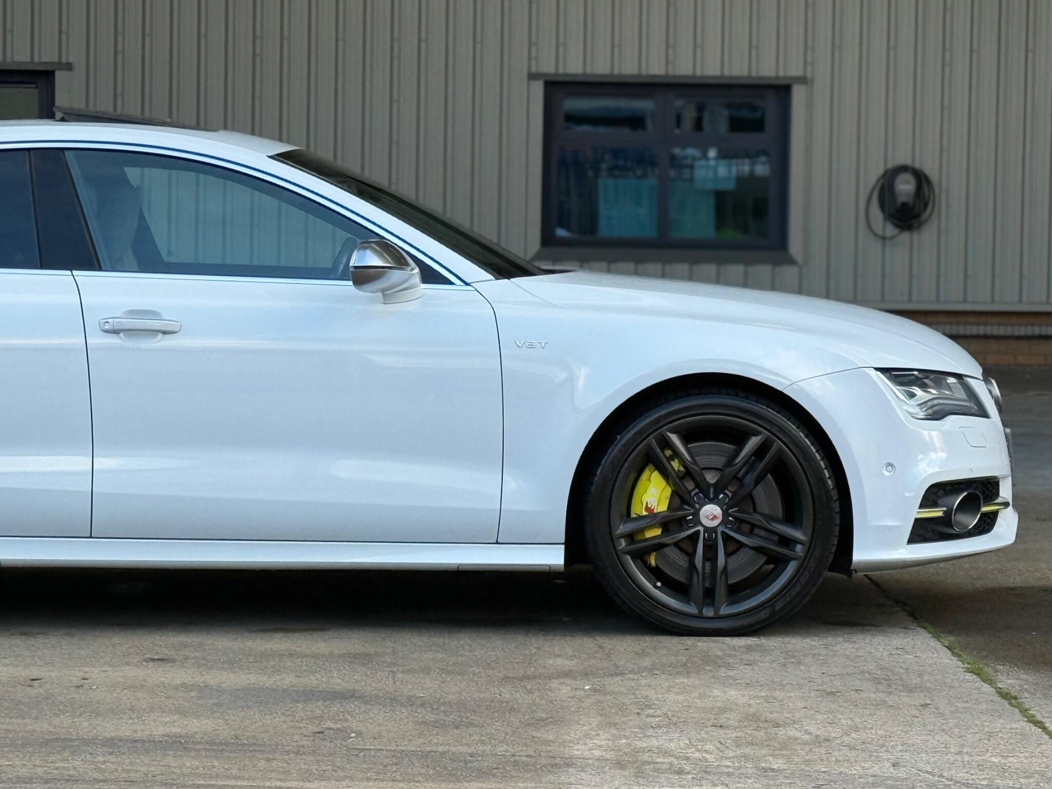 Audi S7 - Image 13