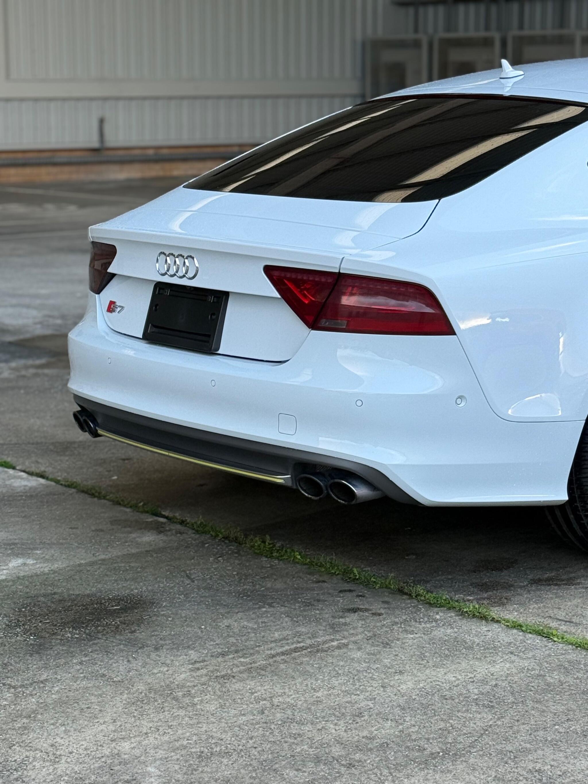 Audi S7 - Image 18