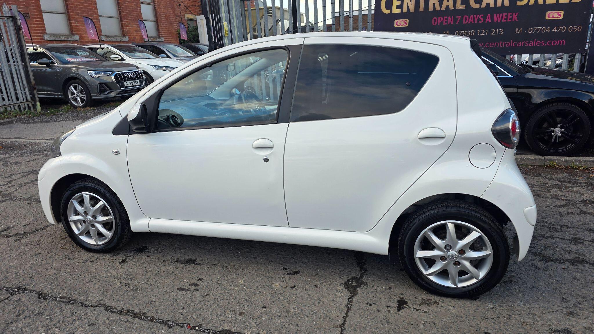 Toyota Aygo - Image 16