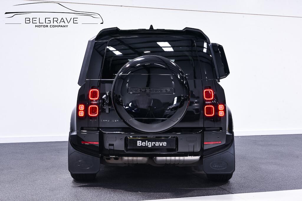 Land Rover Defender 110 - Image 7