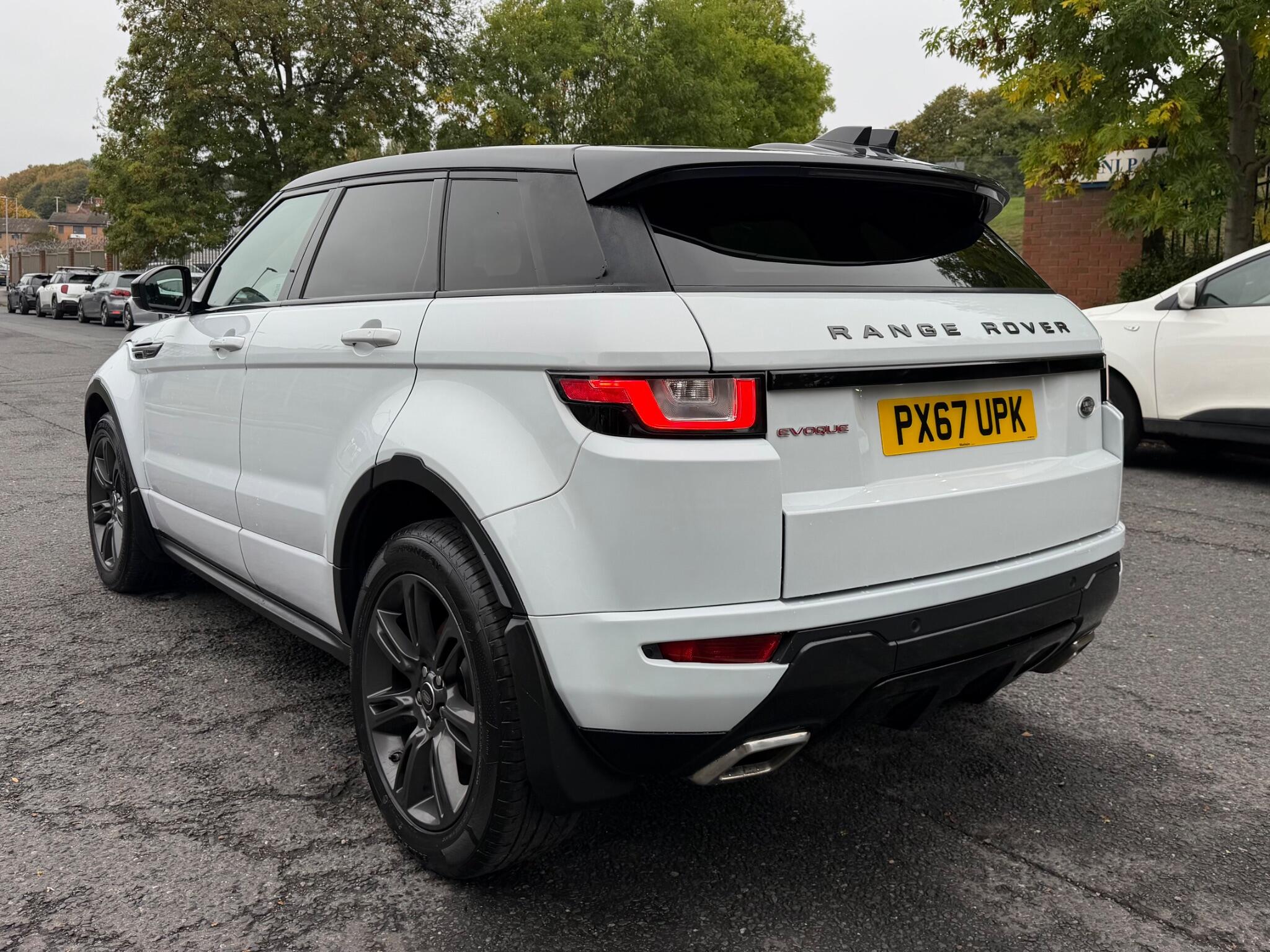 Land Rover Range Rover Evoque - Image 13