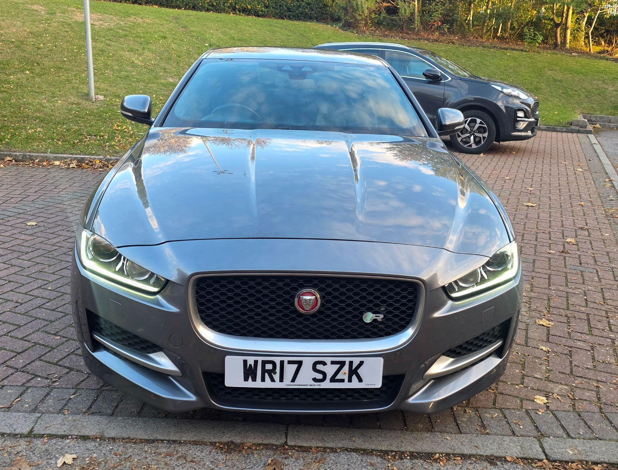 Jaguar XE - Image 3
