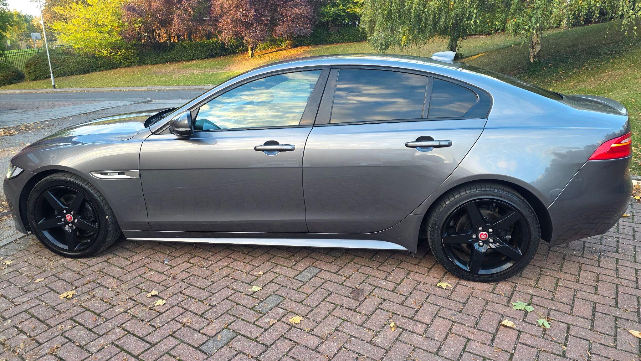 Jaguar XE - Image 14