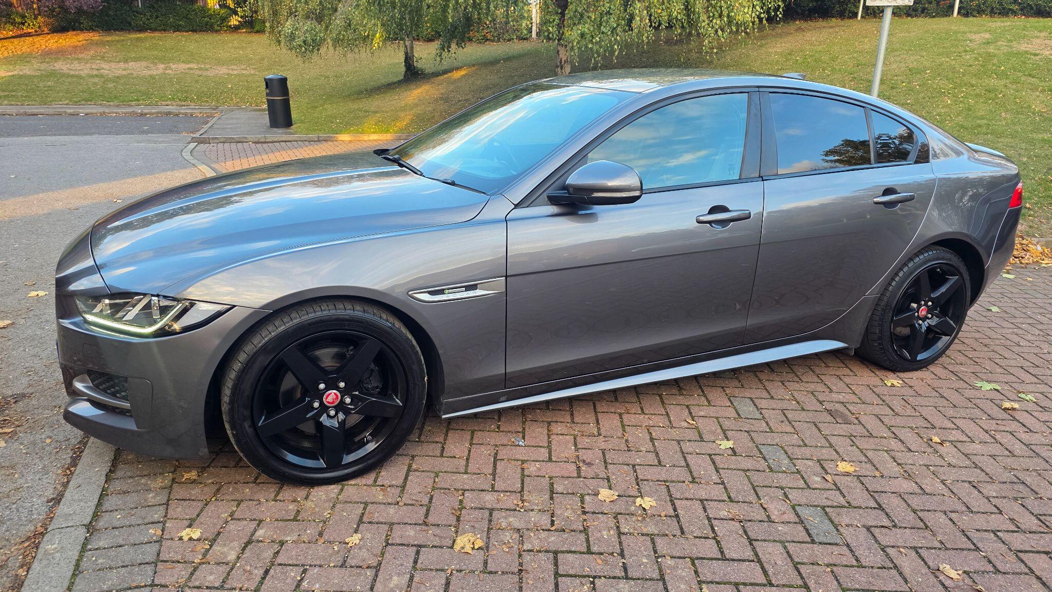 Jaguar XE - Image 15