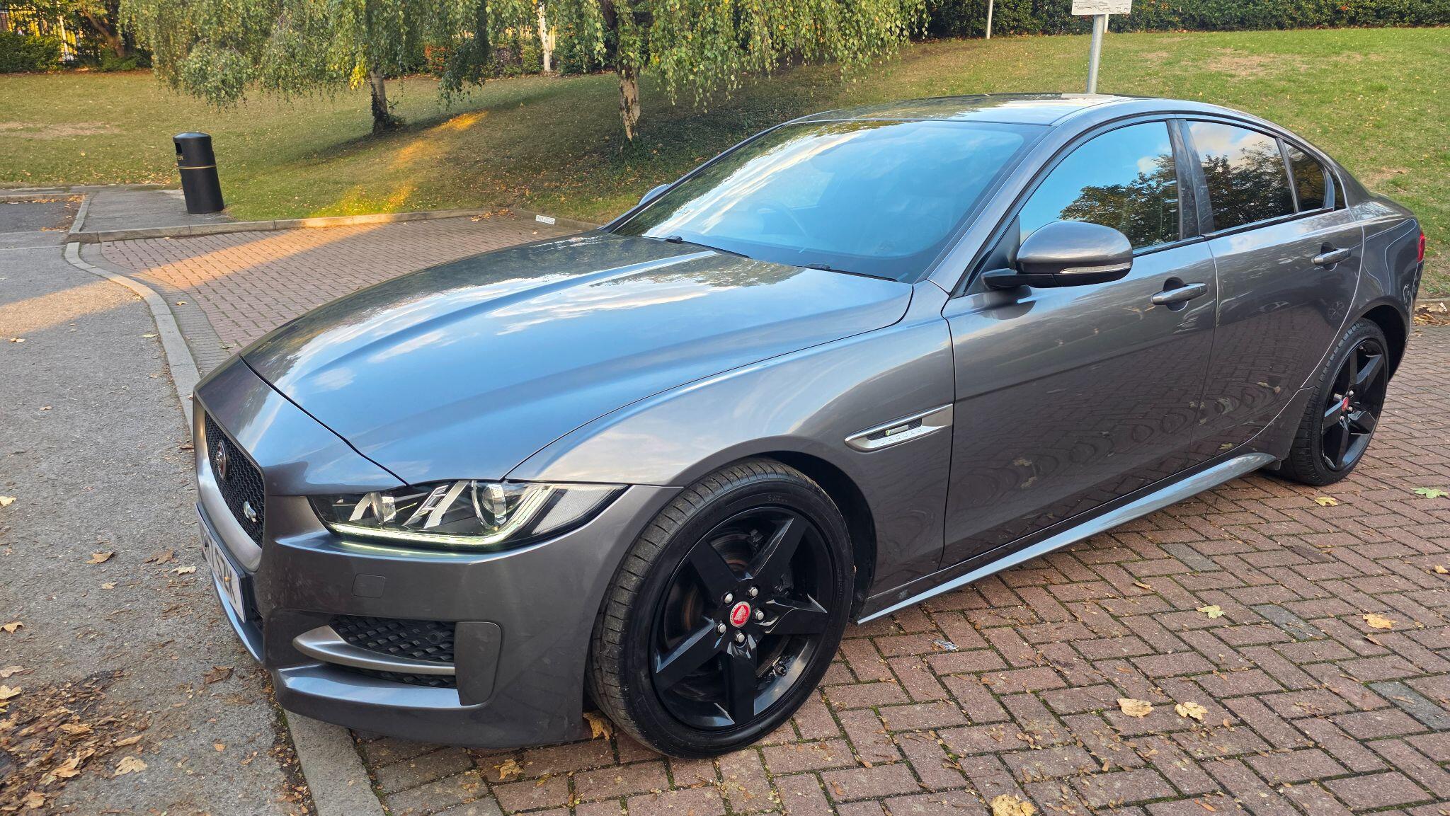 Jaguar XE - Image 19
