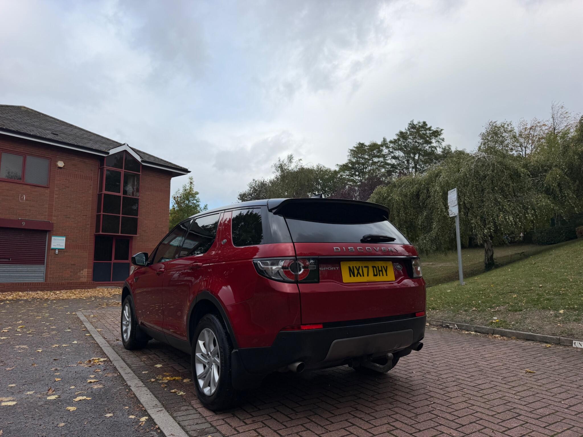 Land Rover DISCOVERY SPORT - Image 13