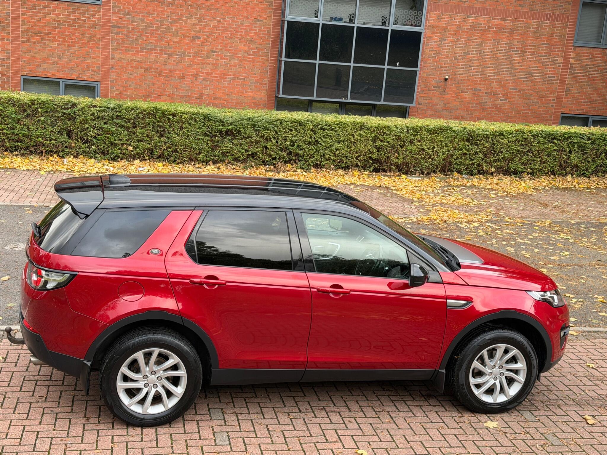 Land Rover DISCOVERY SPORT - Image 18