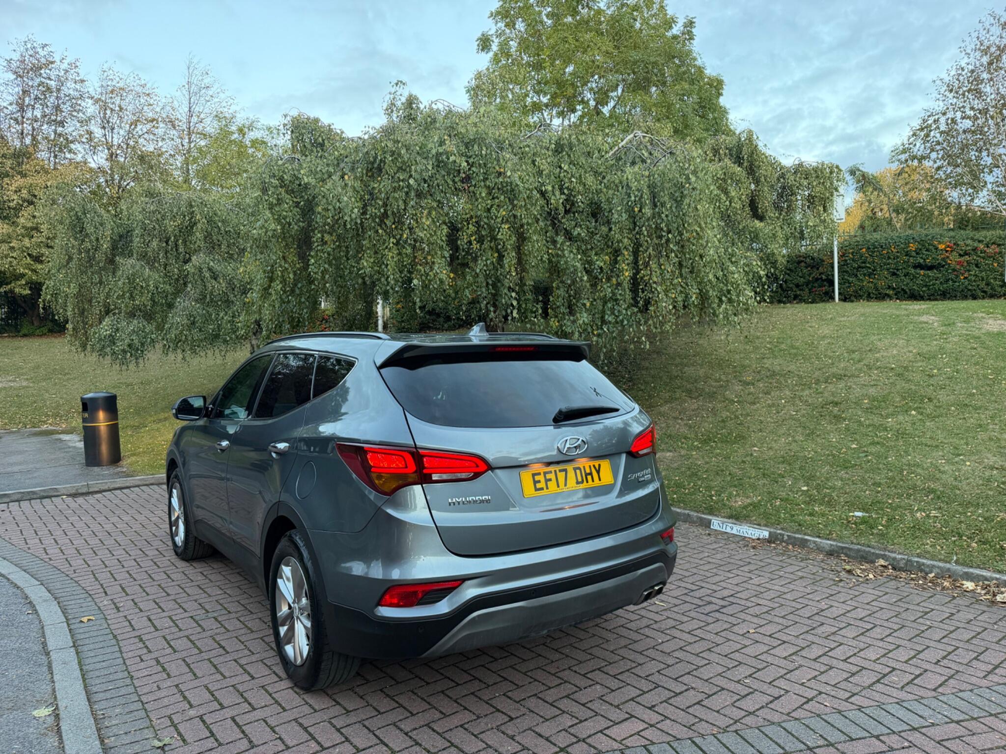 Hyundai Santa Fe - Image 16