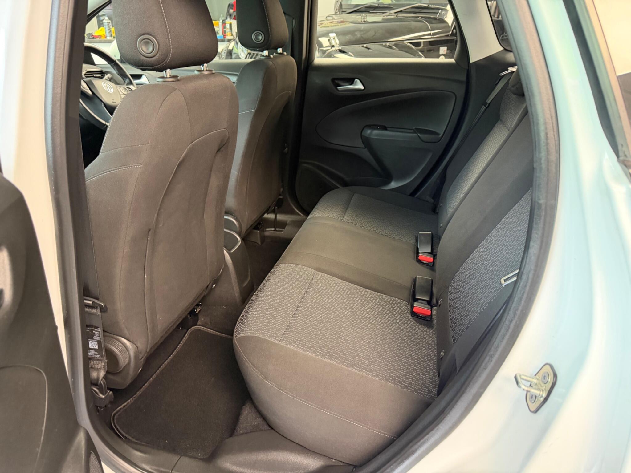 Vauxhall Crossland X - Image 6