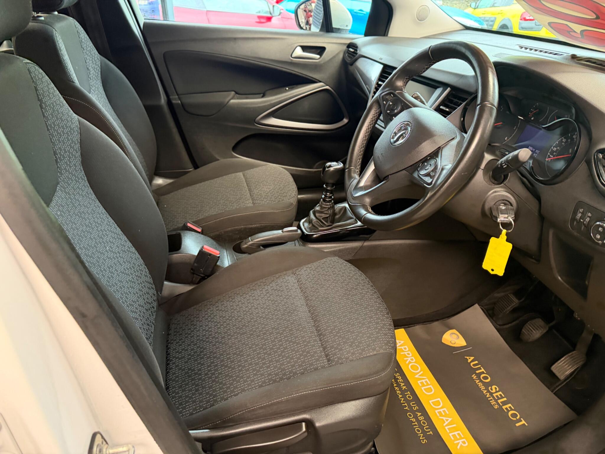 Vauxhall Crossland X - Image 9