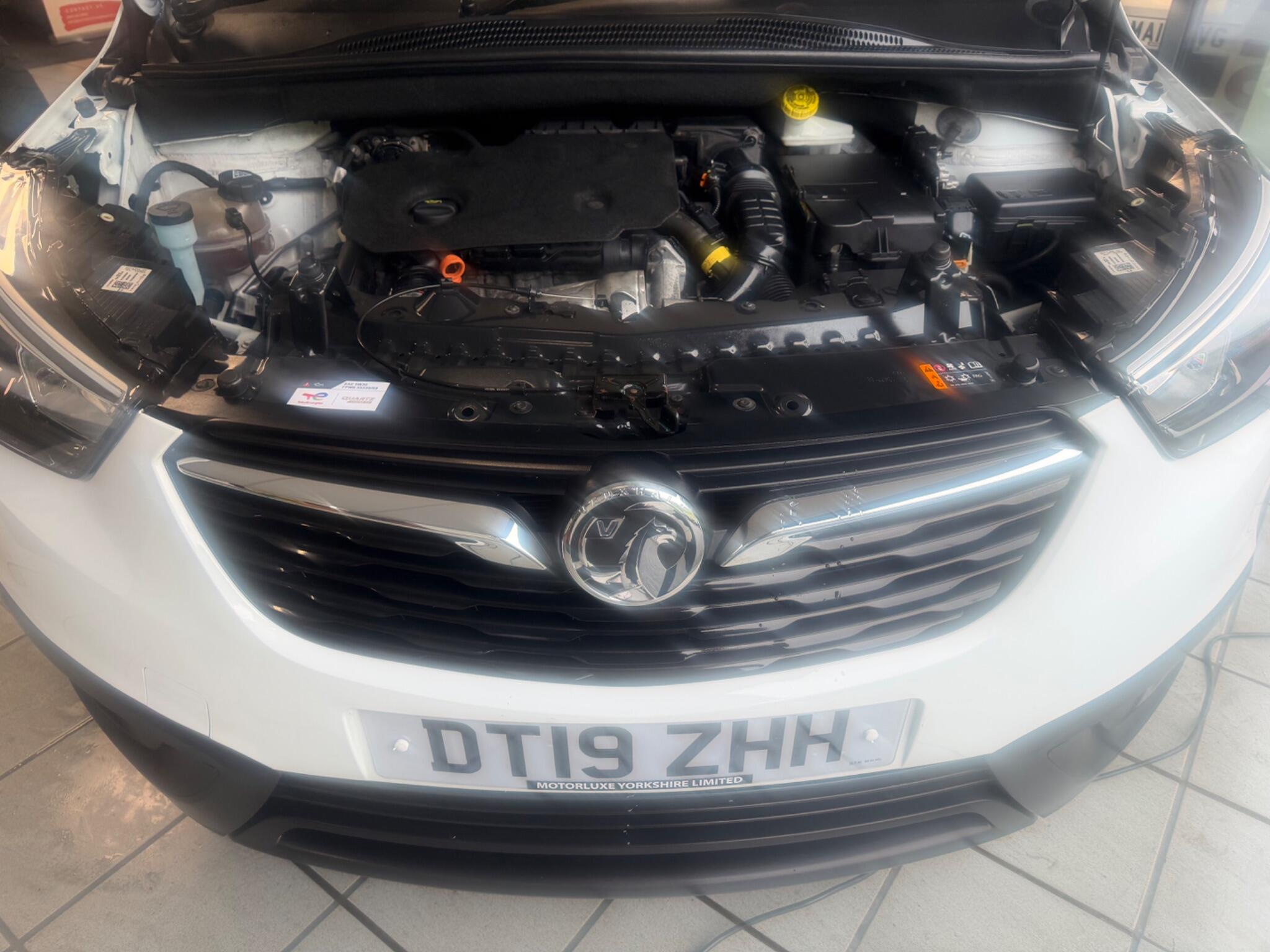 Vauxhall Crossland X - Image 12