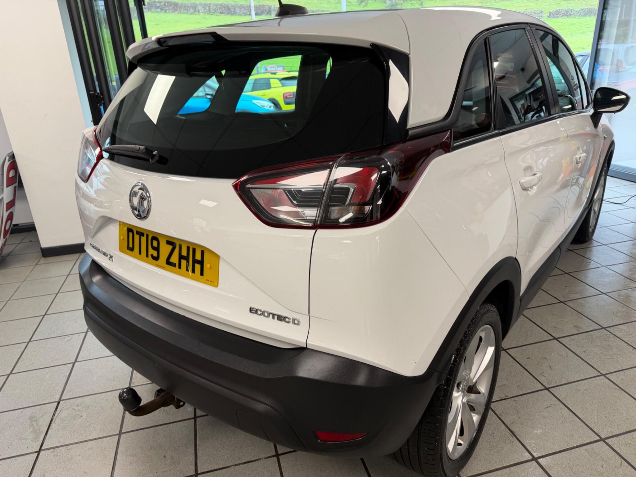 Vauxhall Crossland X - Image 14