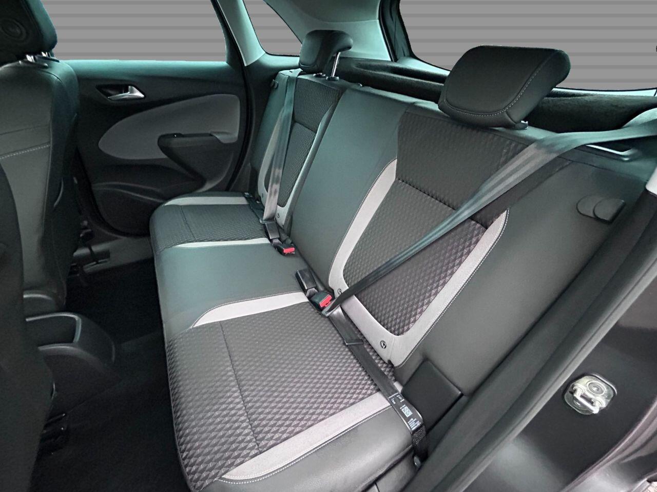 Vauxhall Crossland X - Image 15