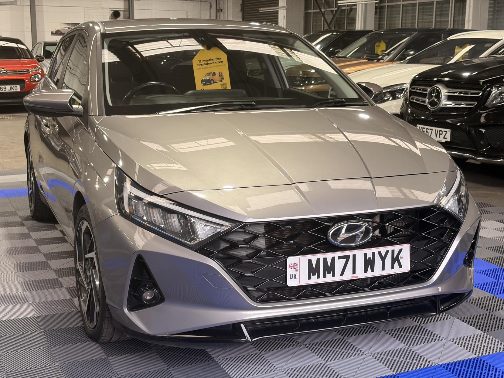 Hyundai i20 - Image 2