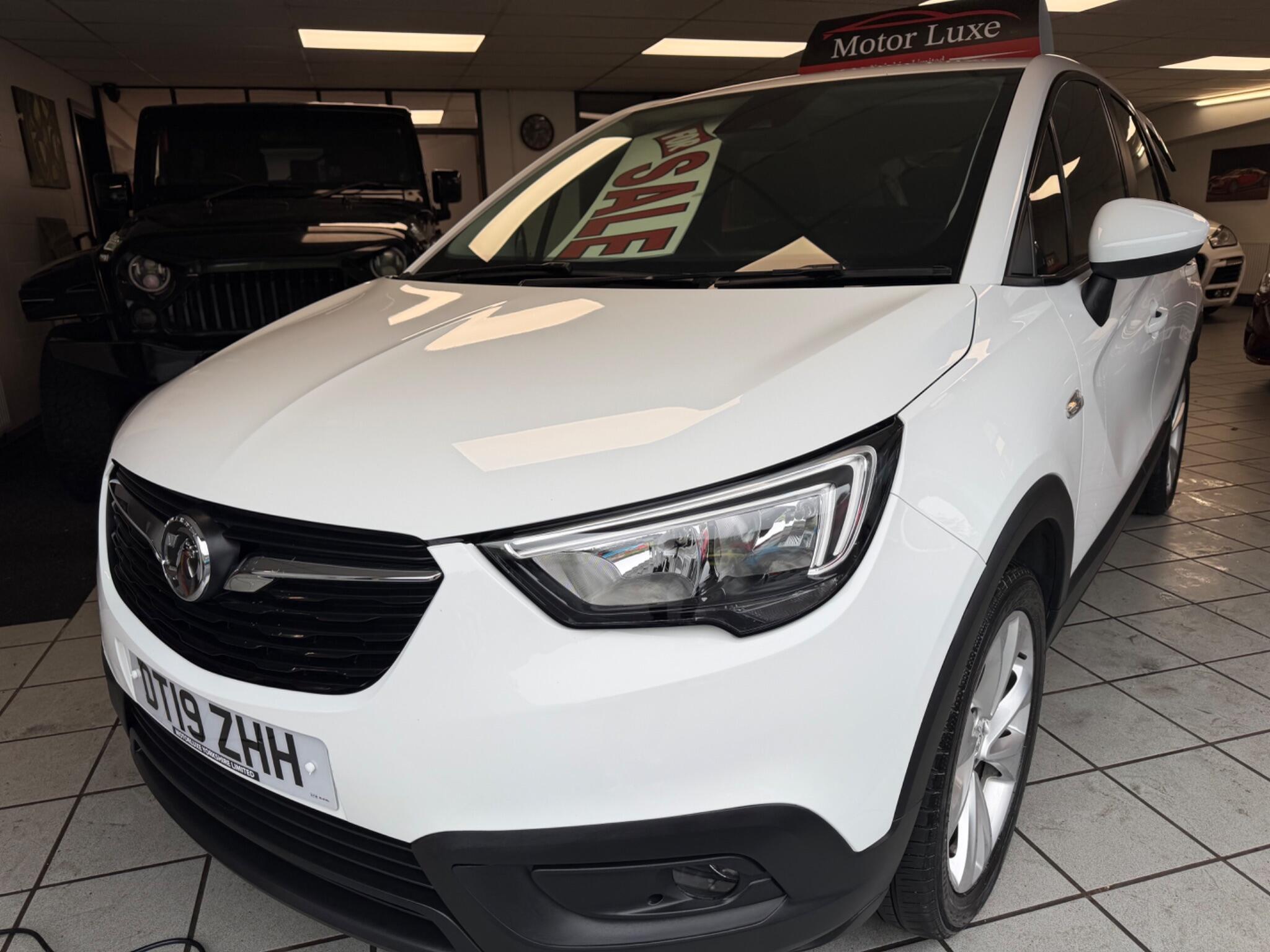 Vauxhall Crossland X - Image 3
