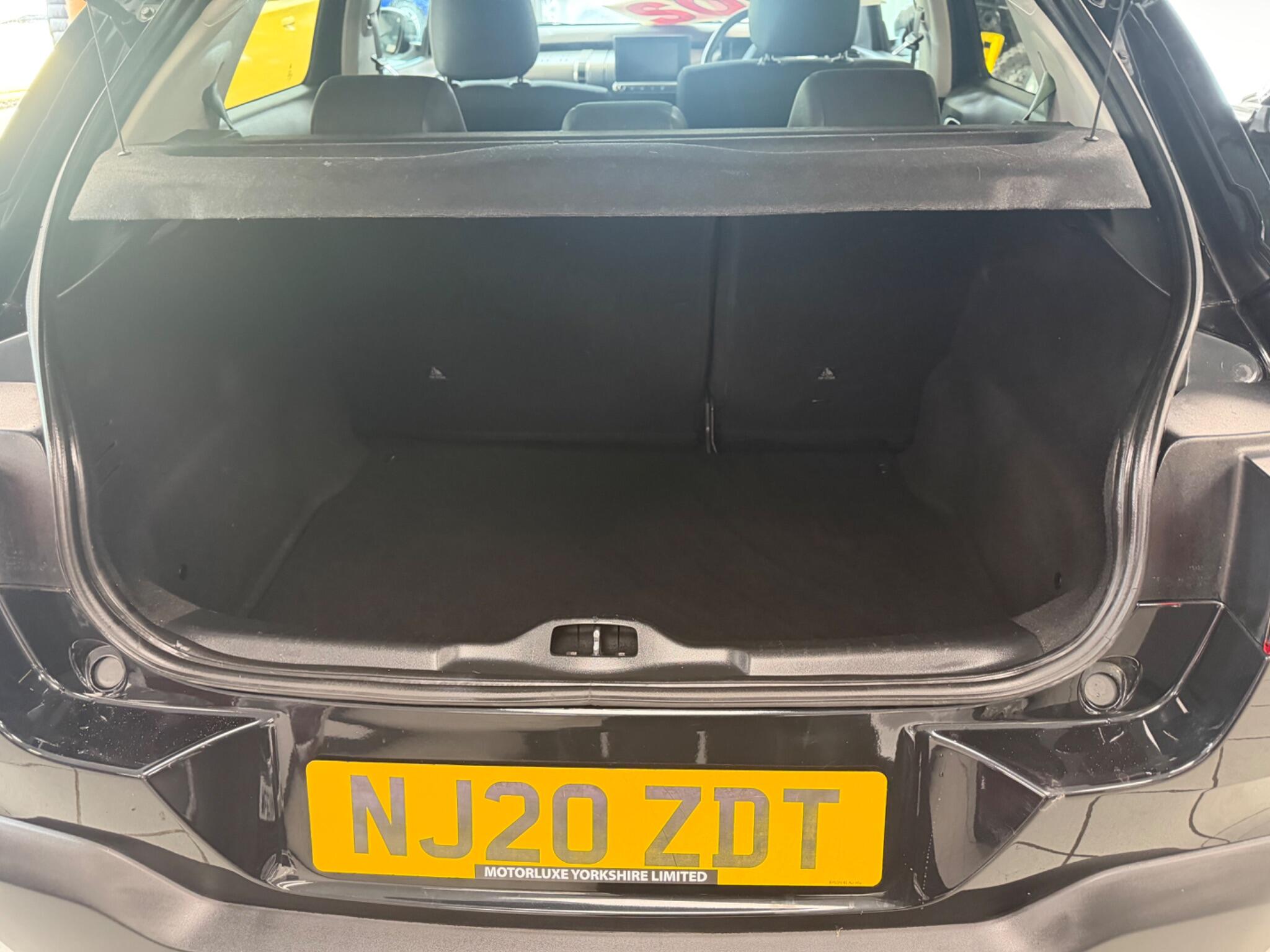 Citroen C4 Cactus - Image 20