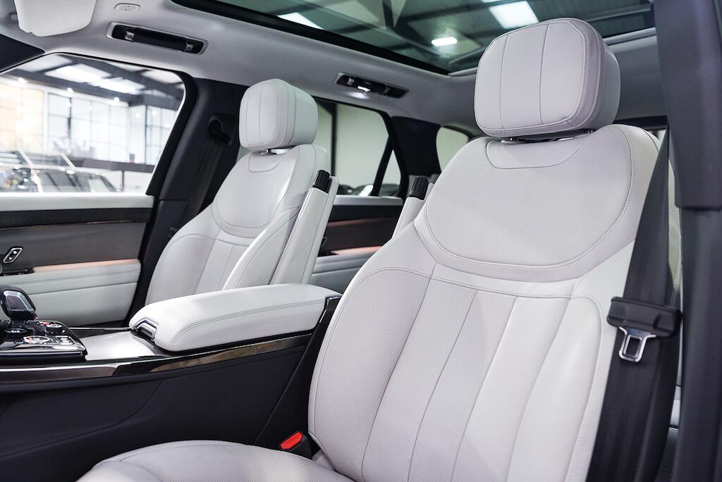 Land Rover RANGE ROVER SPORT - Image 13
