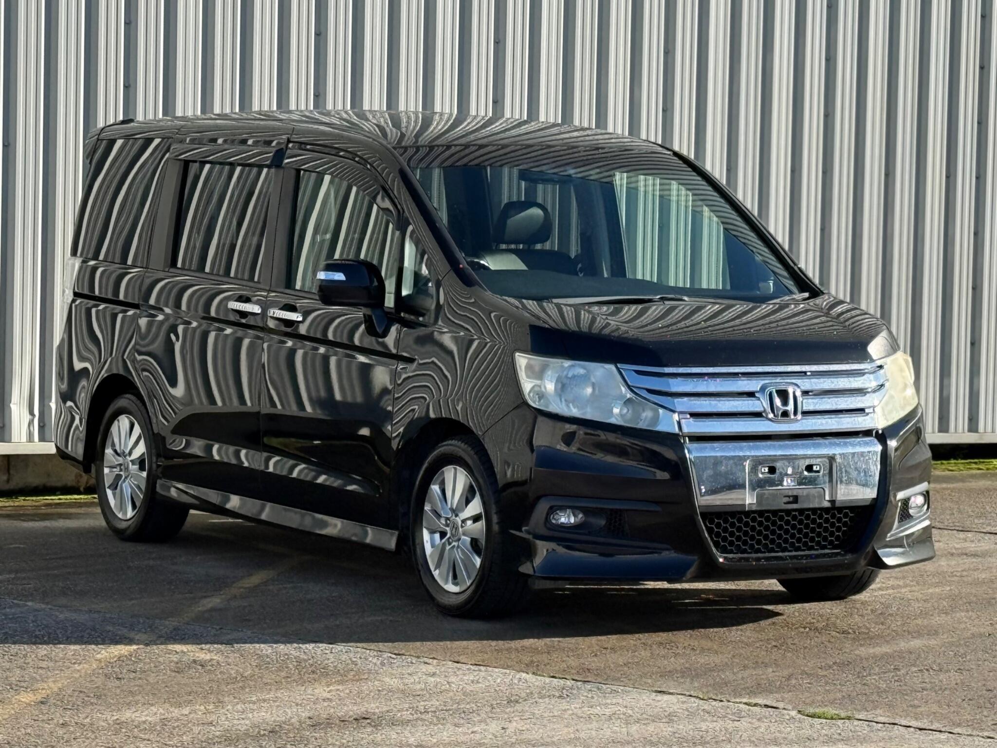 Honda Stepwagon - Image 7