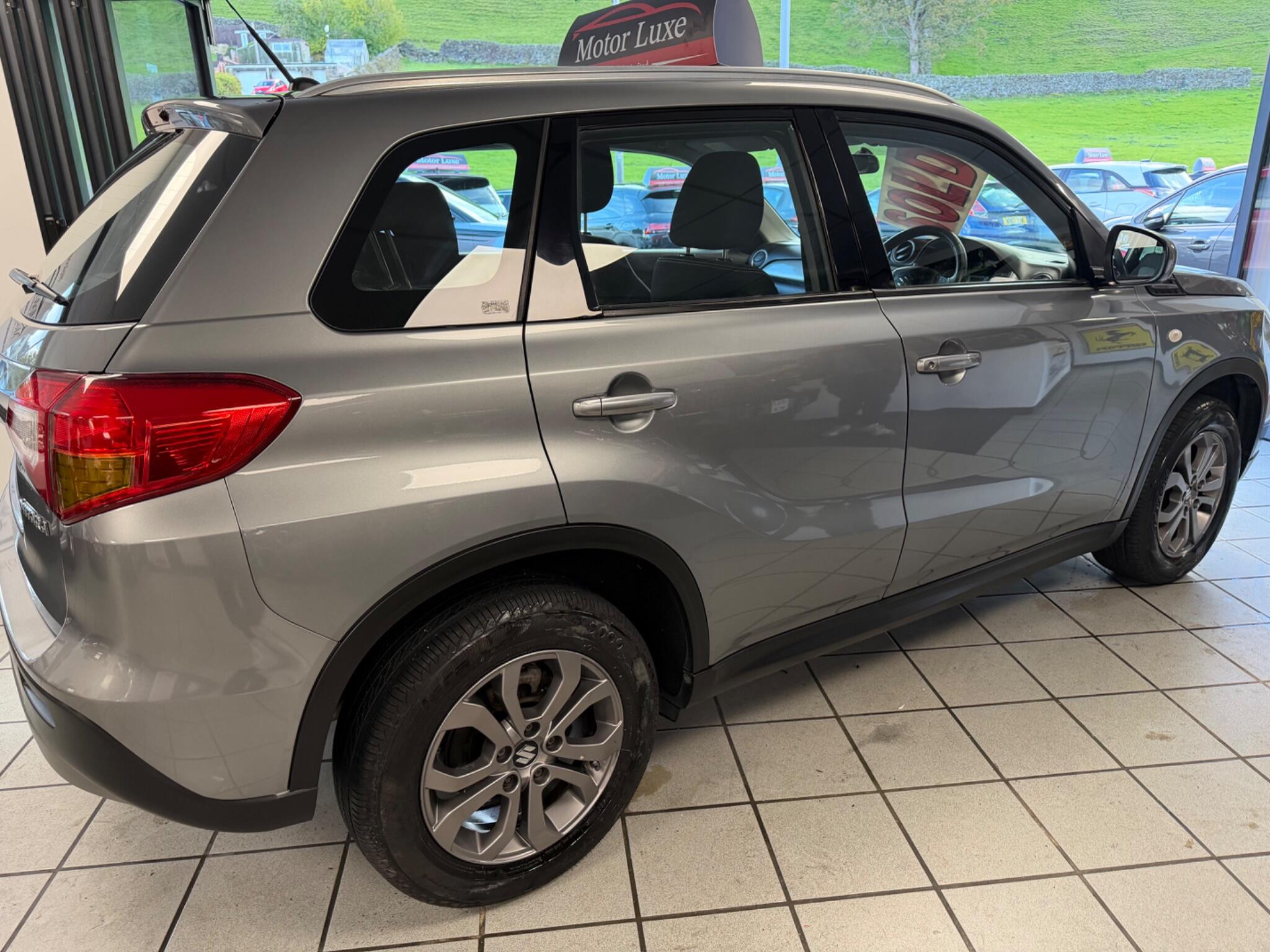 Suzuki Vitara - Image 6