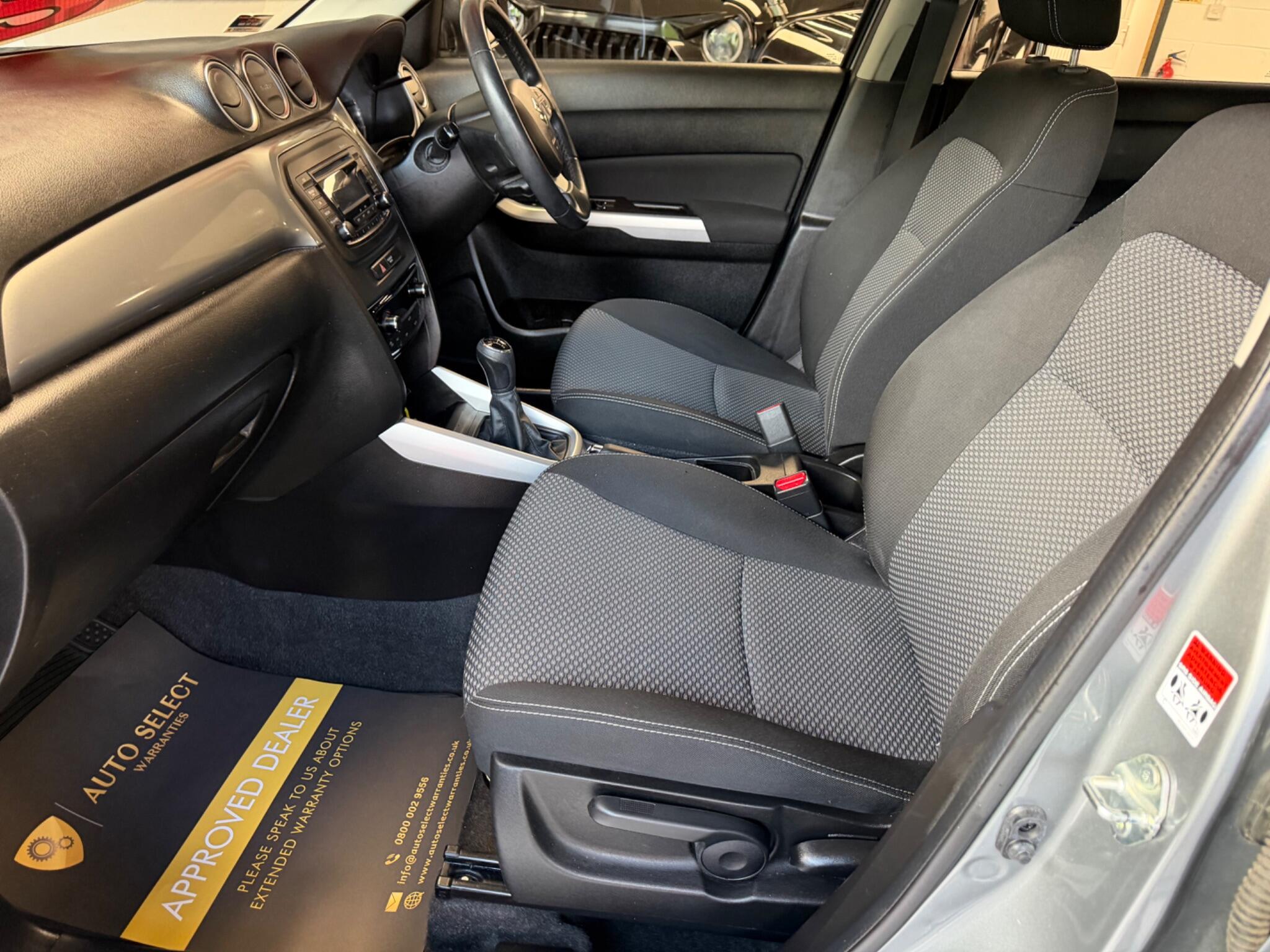 Suzuki Vitara - Image 16