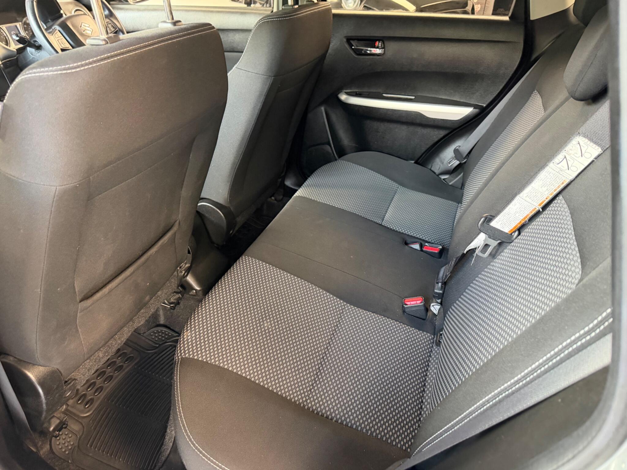 Suzuki Vitara - Image 18