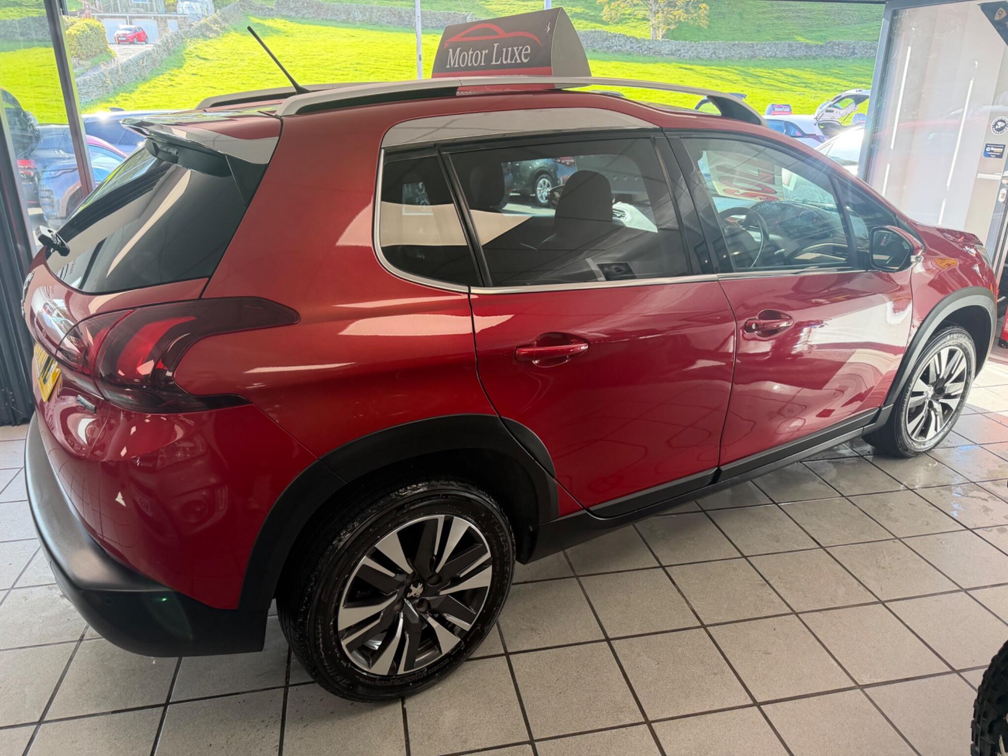 Peugeot 2008 - Image 3
