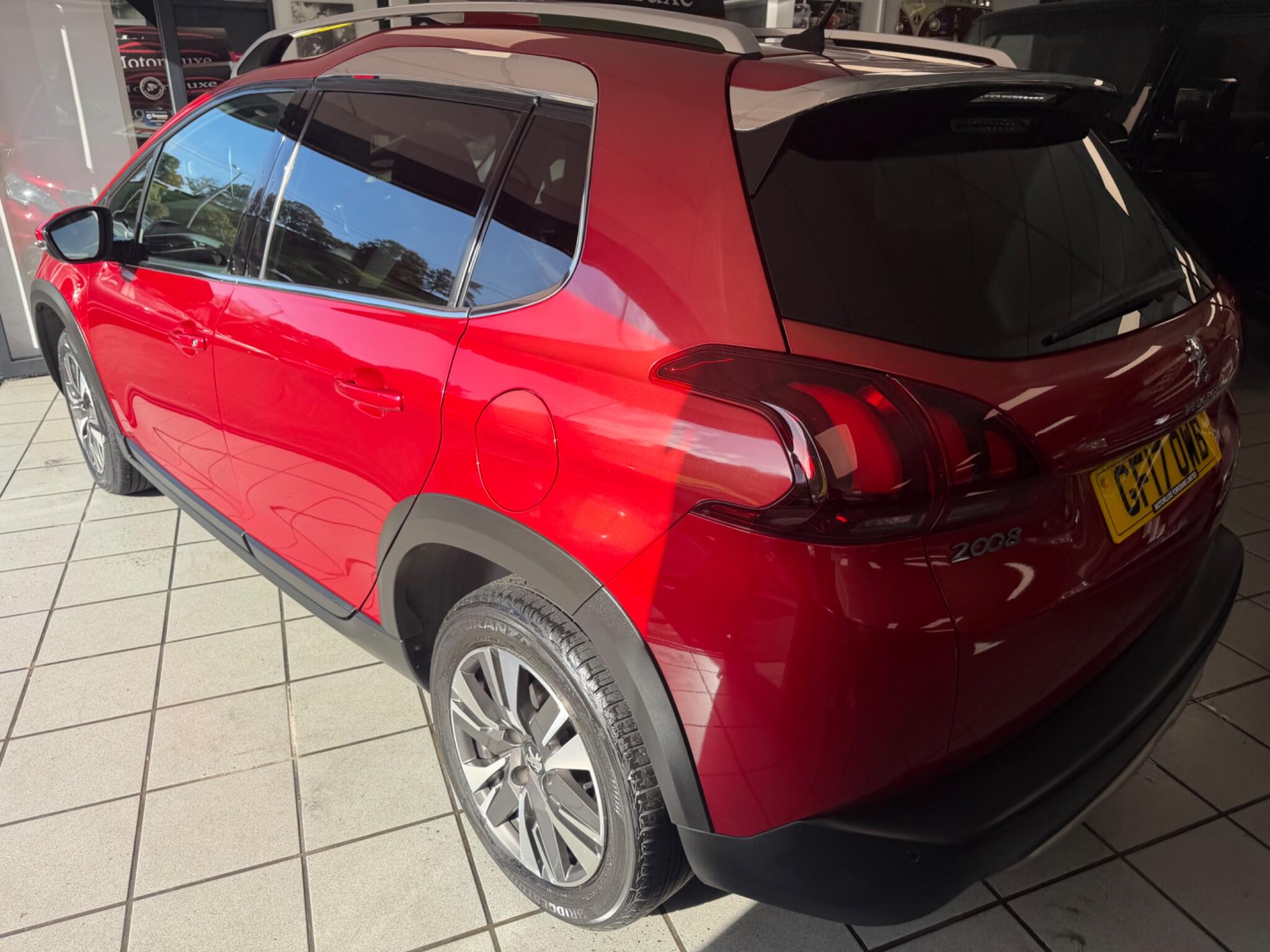 Peugeot 2008 - Image 4