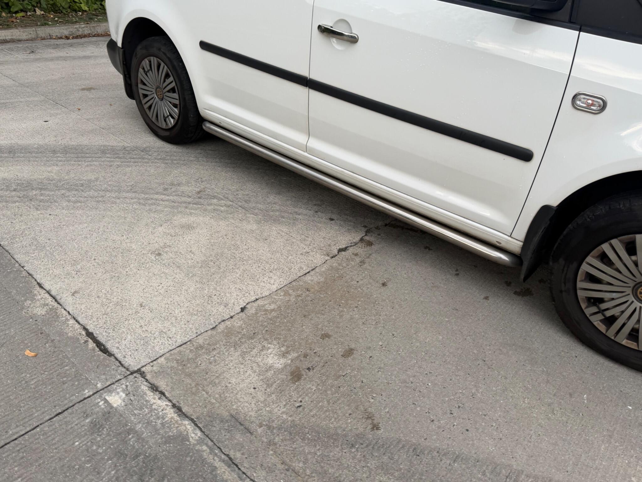 Volkswagen Caddy - Image 9
