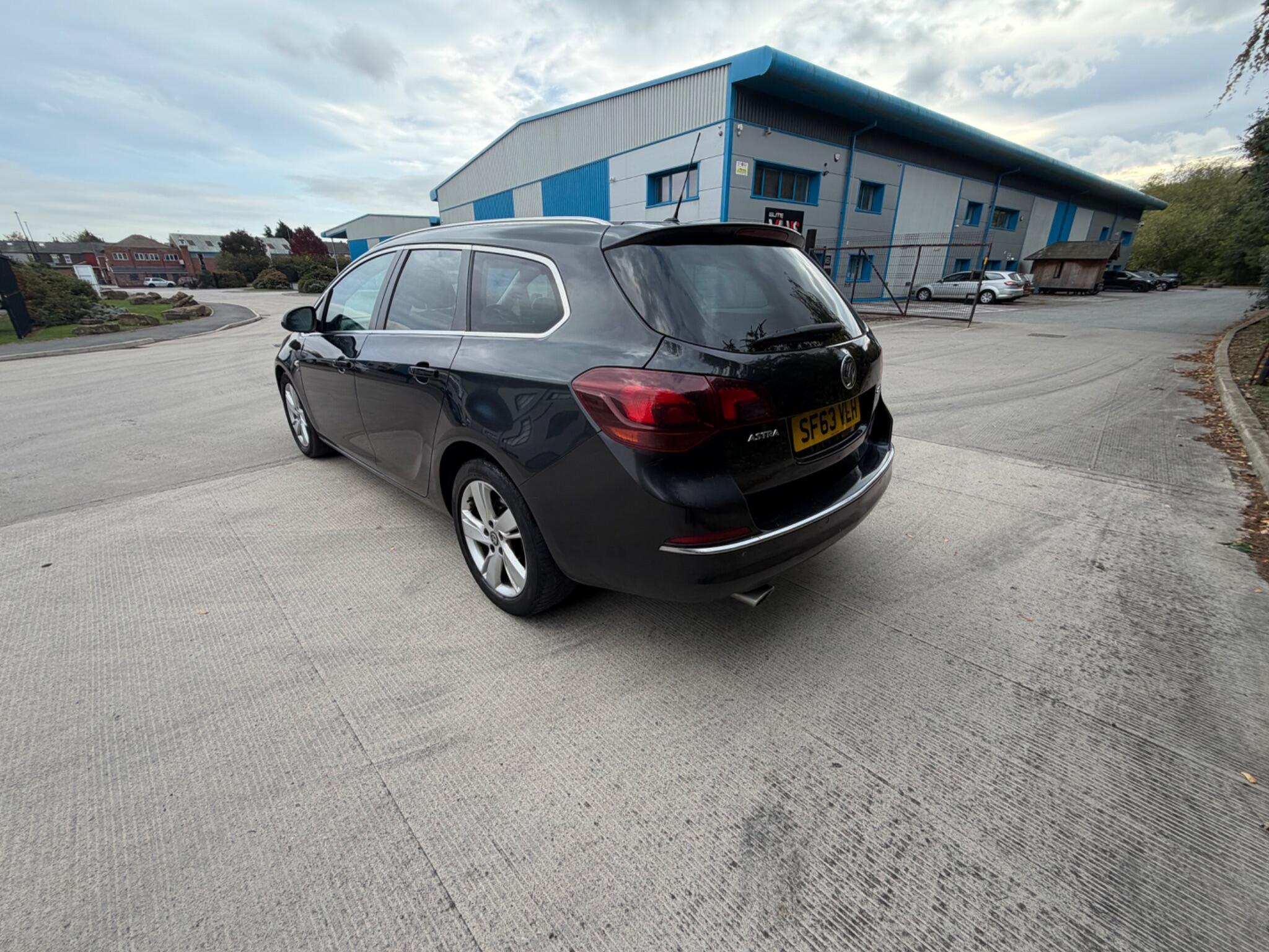 Vauxhall Astra - Image 9