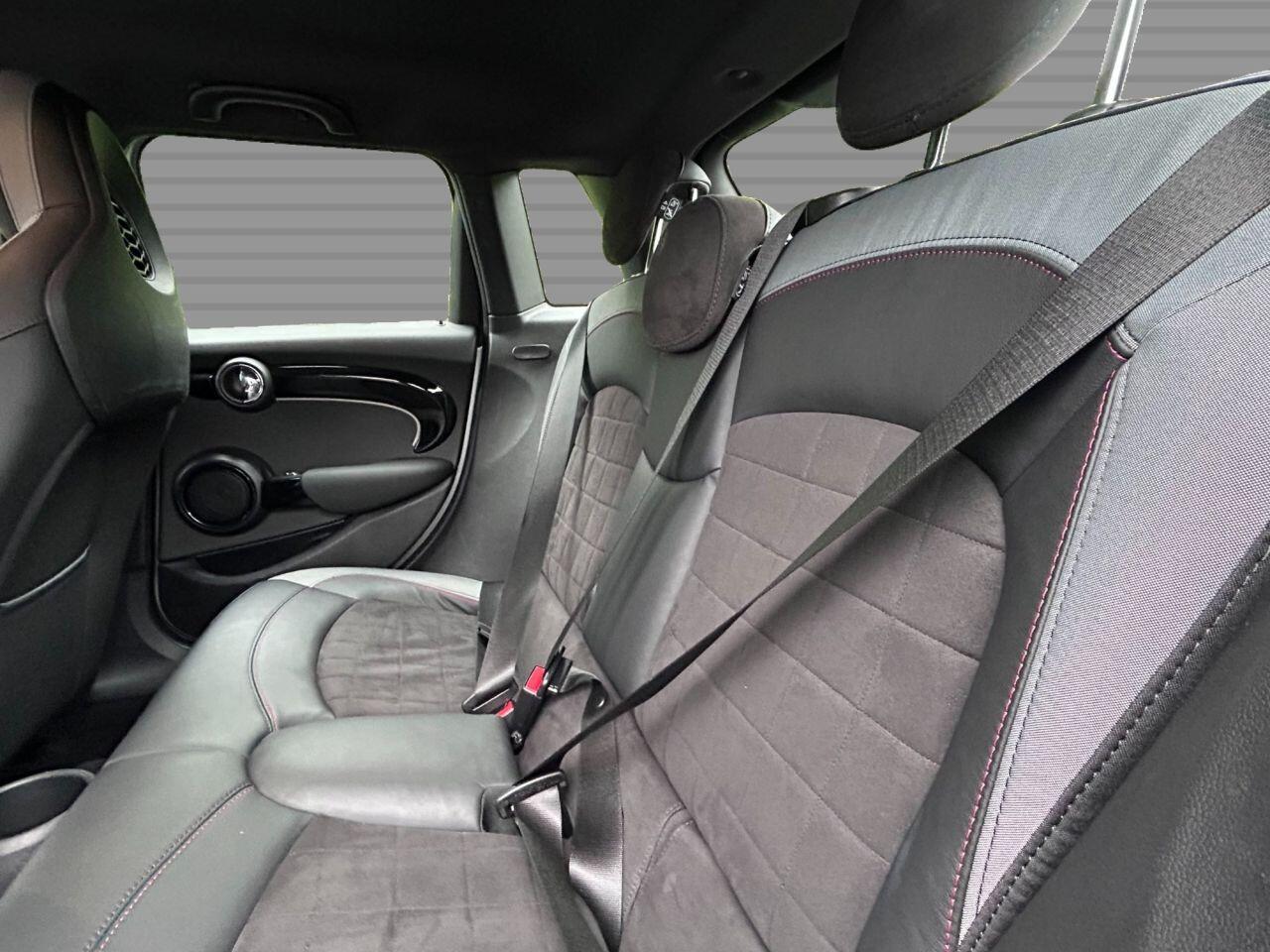 MINI Hatch - Image 17