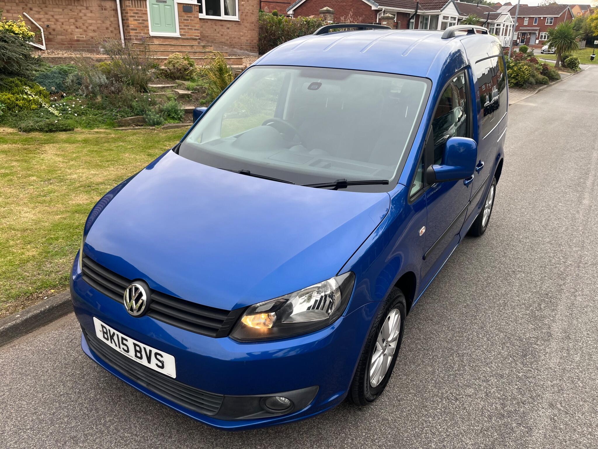 Volkswagen Caddy Life - Image 3