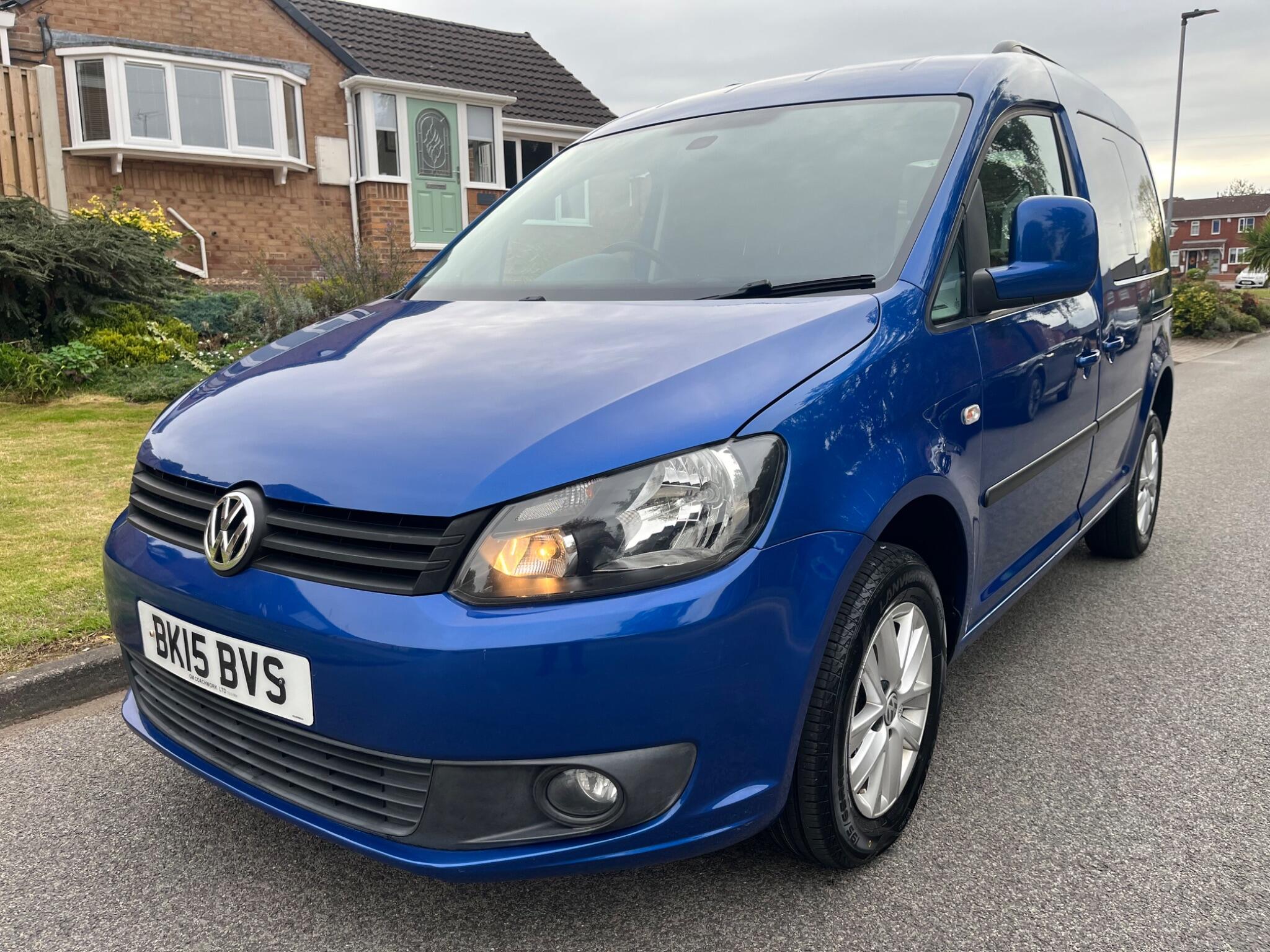 Volkswagen Caddy Life - Image 7