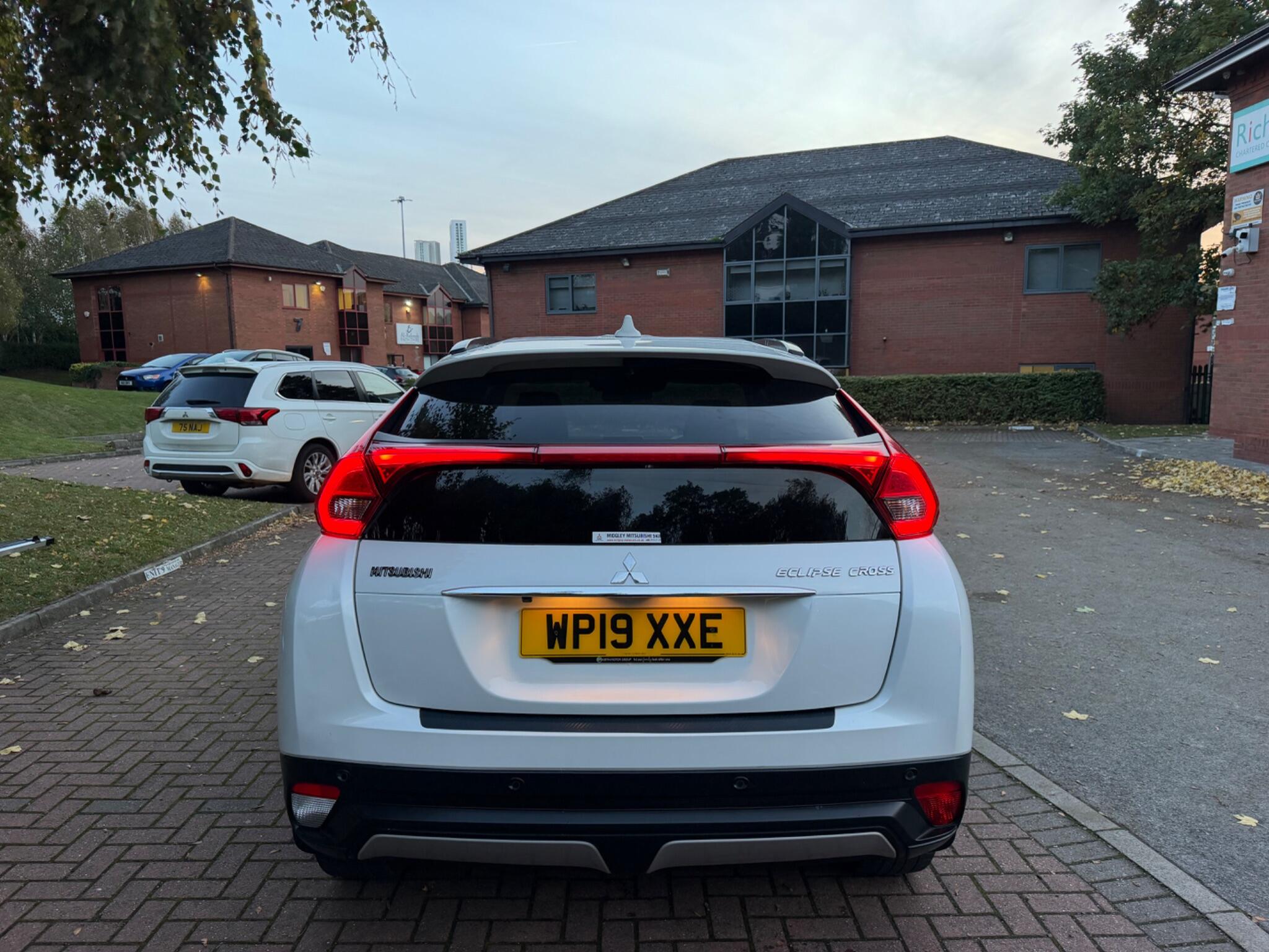 Mitsubishi Eclipse Cross - Image 5
