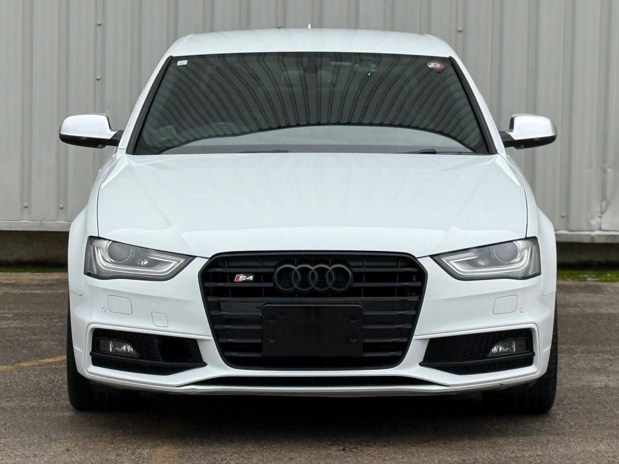 Audi S4 - Image 2